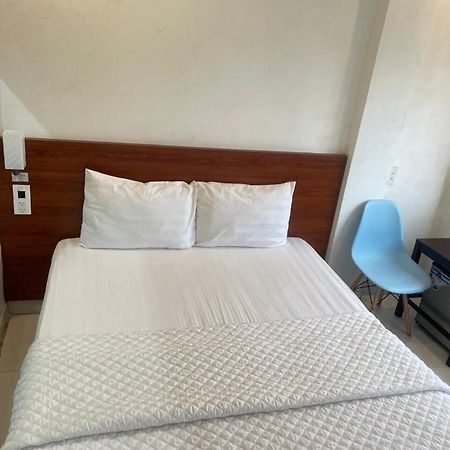 Yen Hoa Motel Hanoi Exteriör bild
