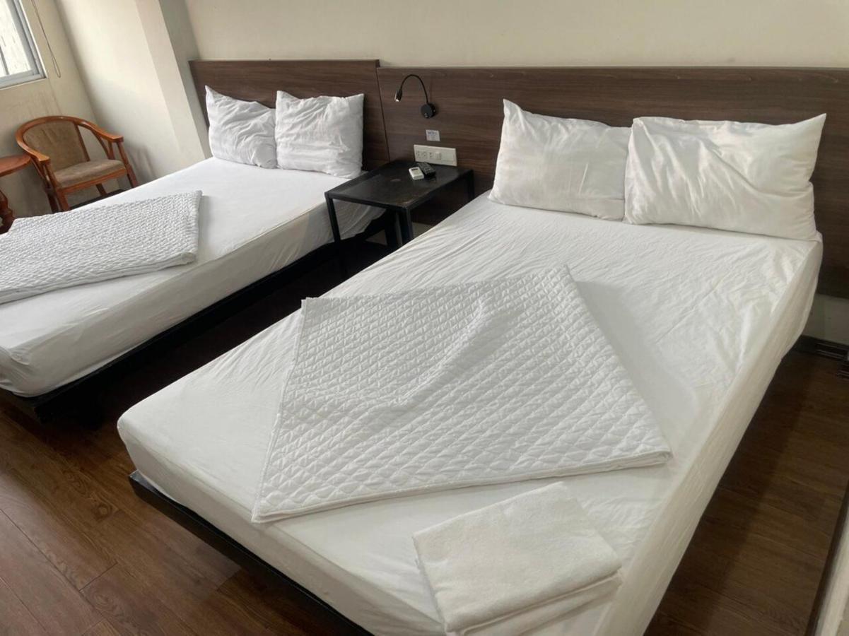 Yen Hoa Motel Hanoi Exteriör bild