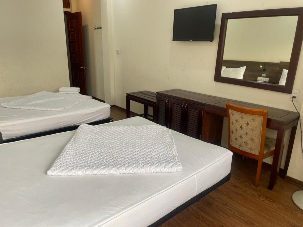 Yen Hoa Motel Hanoi Exteriör bild